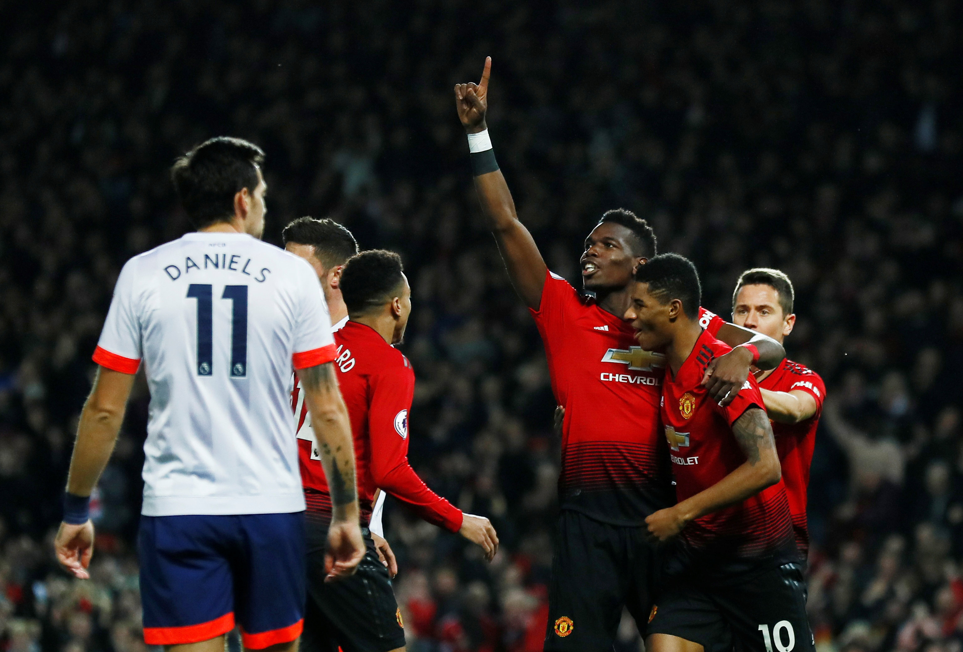 的直塞为队 的直塞为队