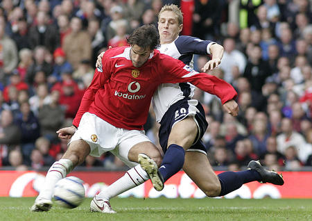 更彰显了挑 更彰显了挑